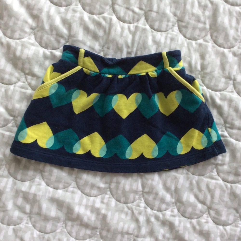 $3 BUNDLED ~ Crazy 8 Thick terry skirt 💙